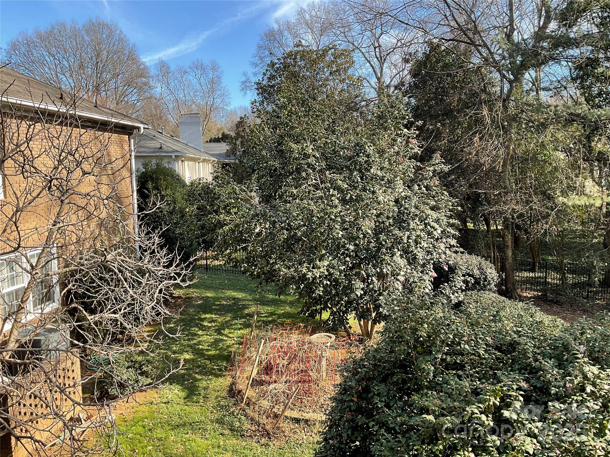 2823 Wickersham Road