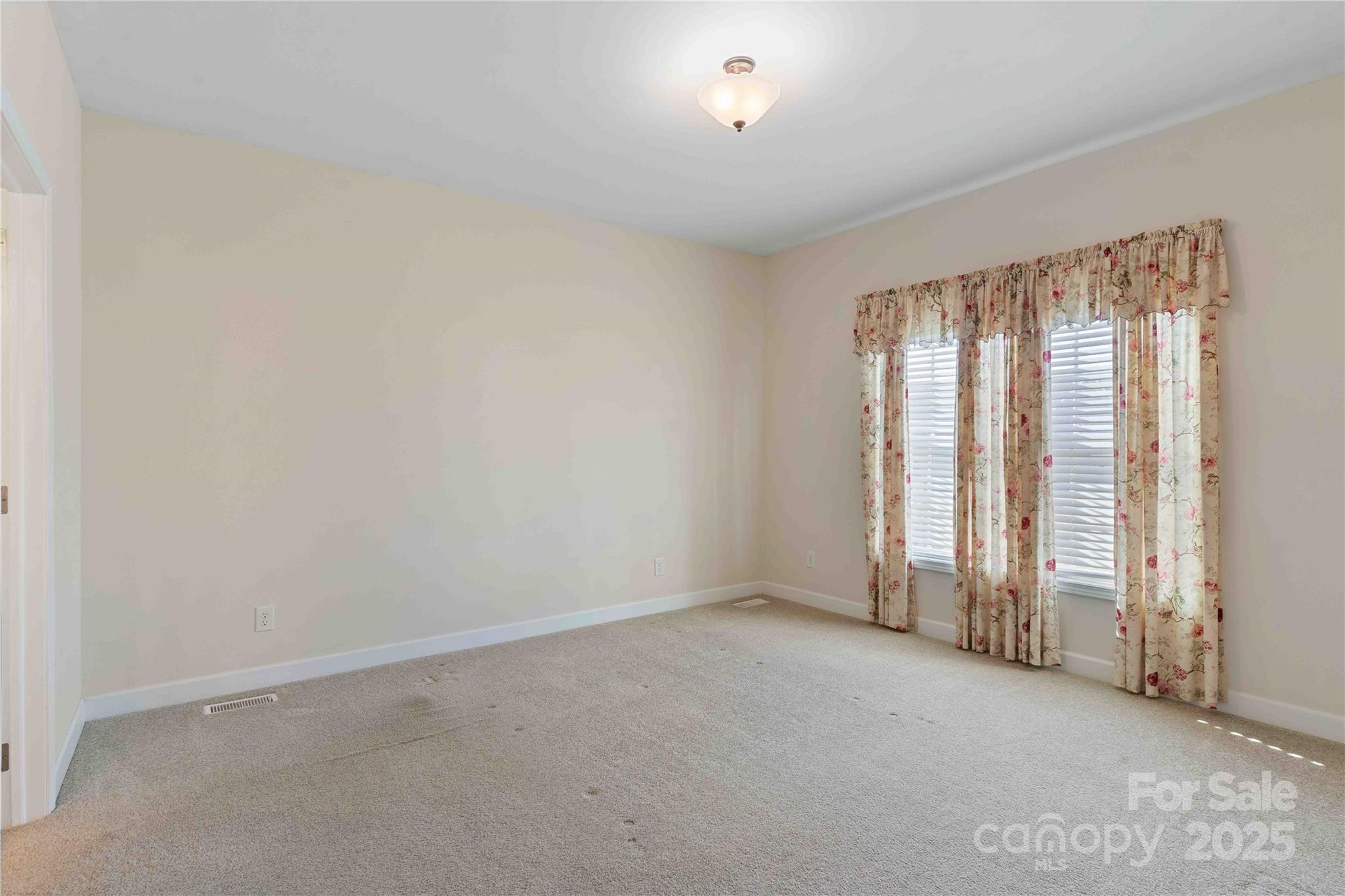 Riverwind - Residential