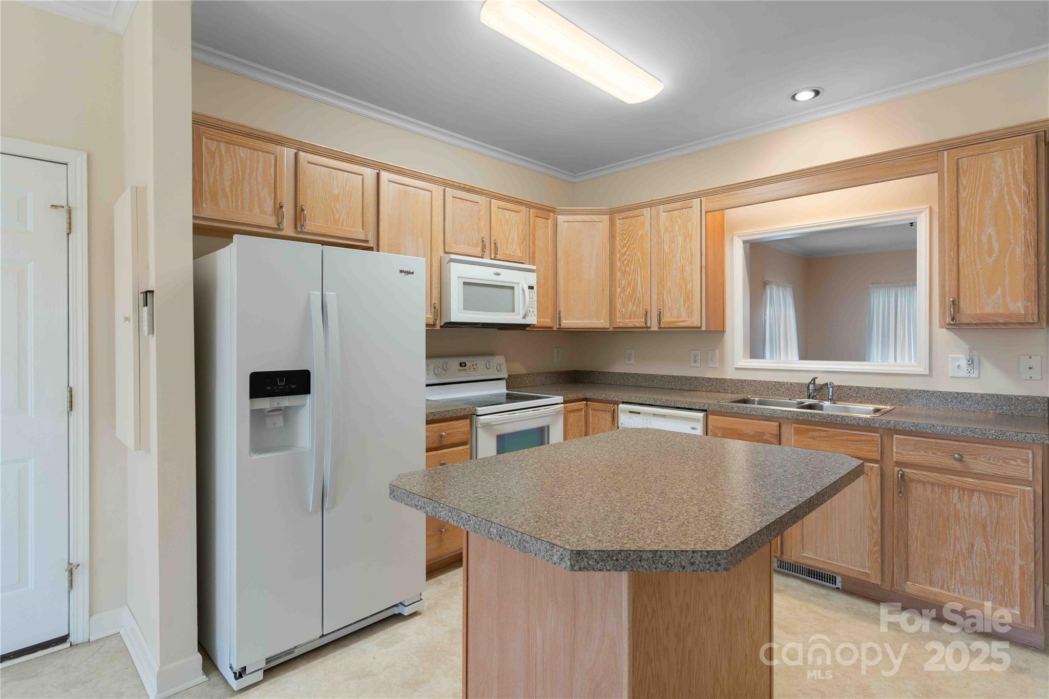 Riverwind - Residential