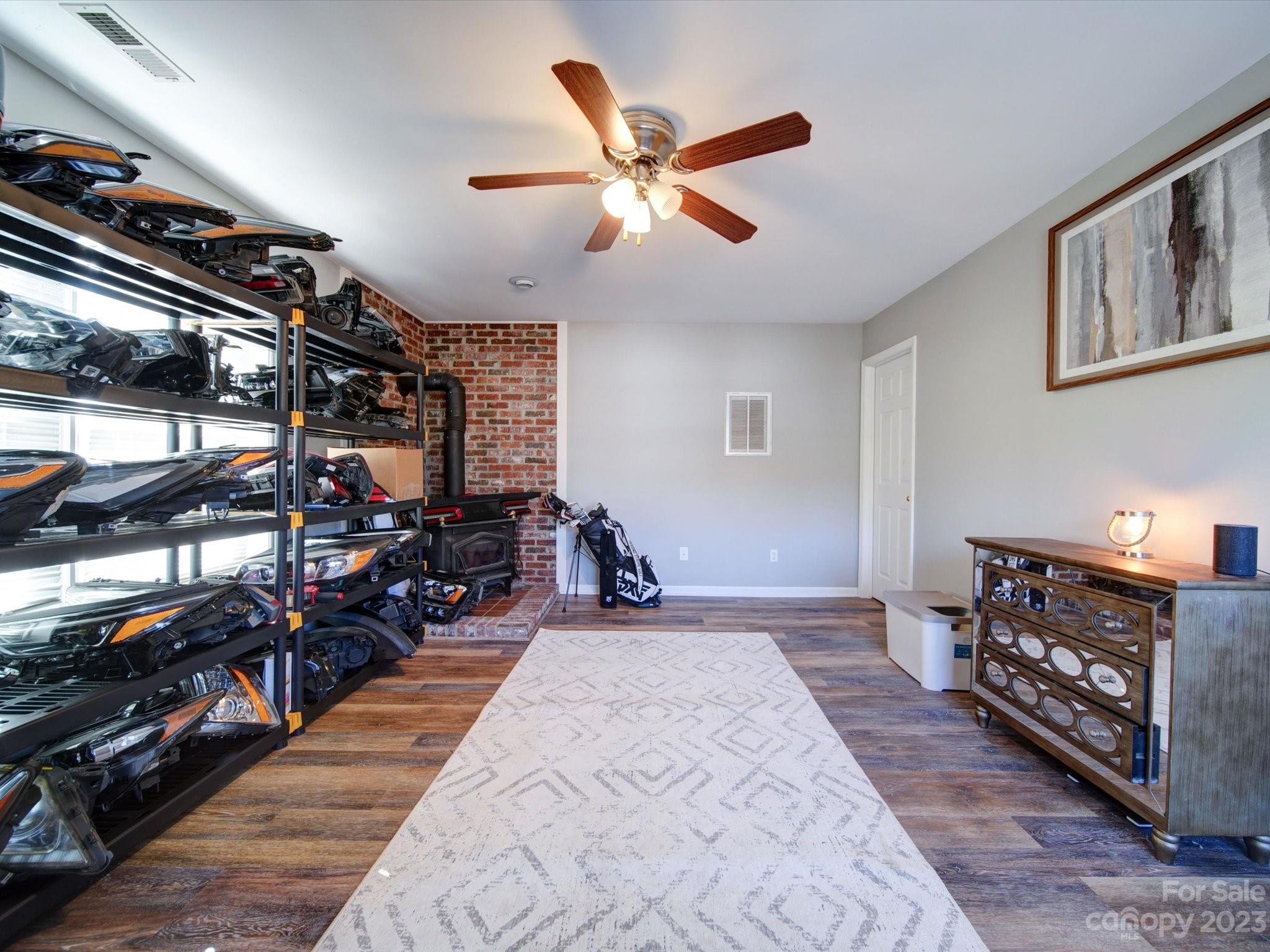 Hilltop Acres - Residential