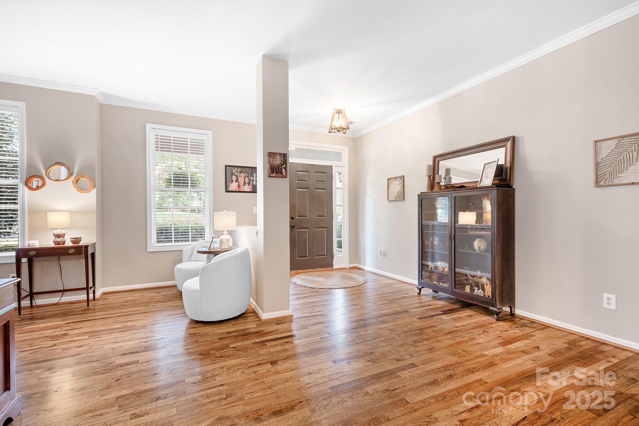9518 Northdowns Lane