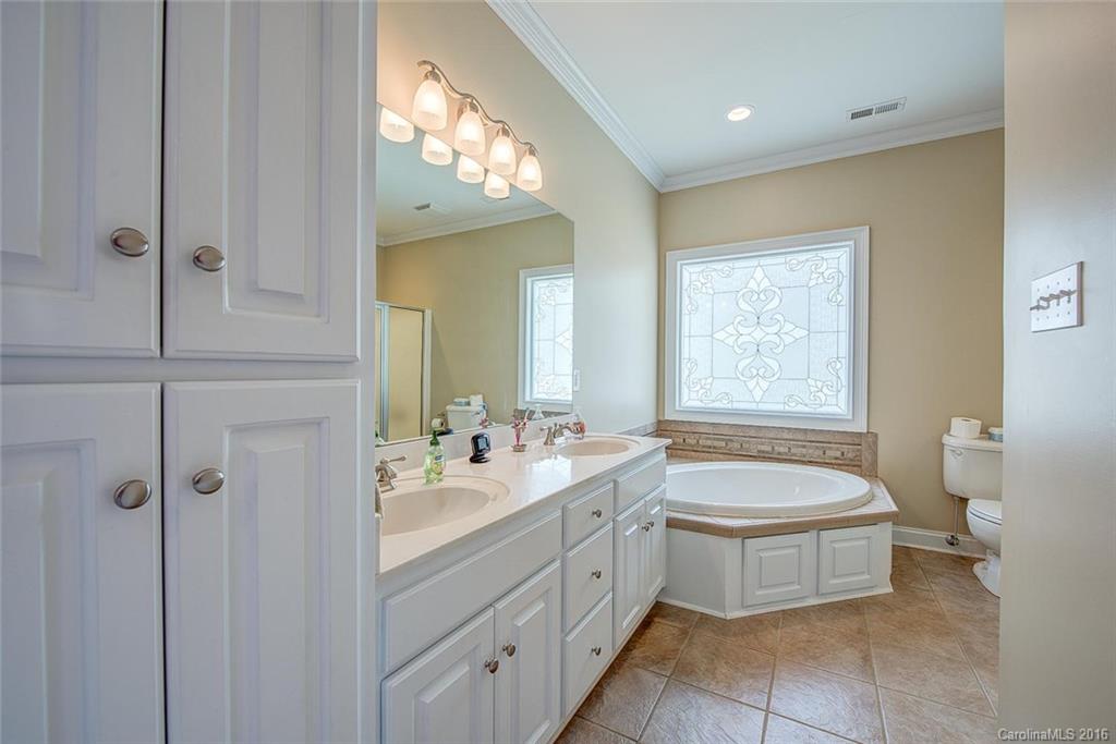 Country Club Estates - Residential