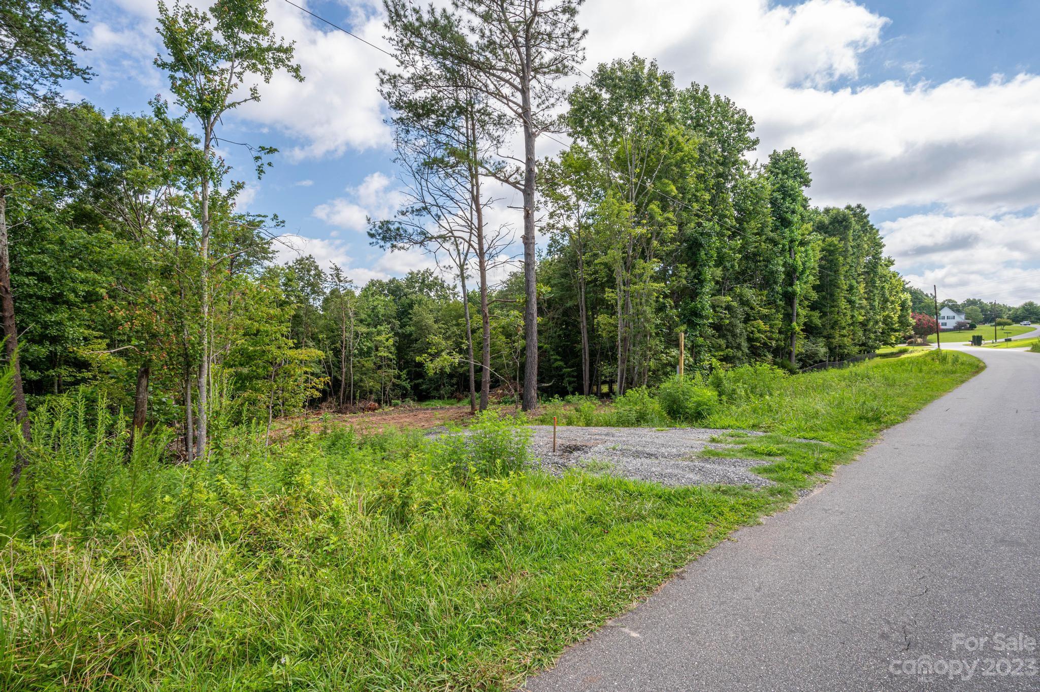 Northlake Estates - Land