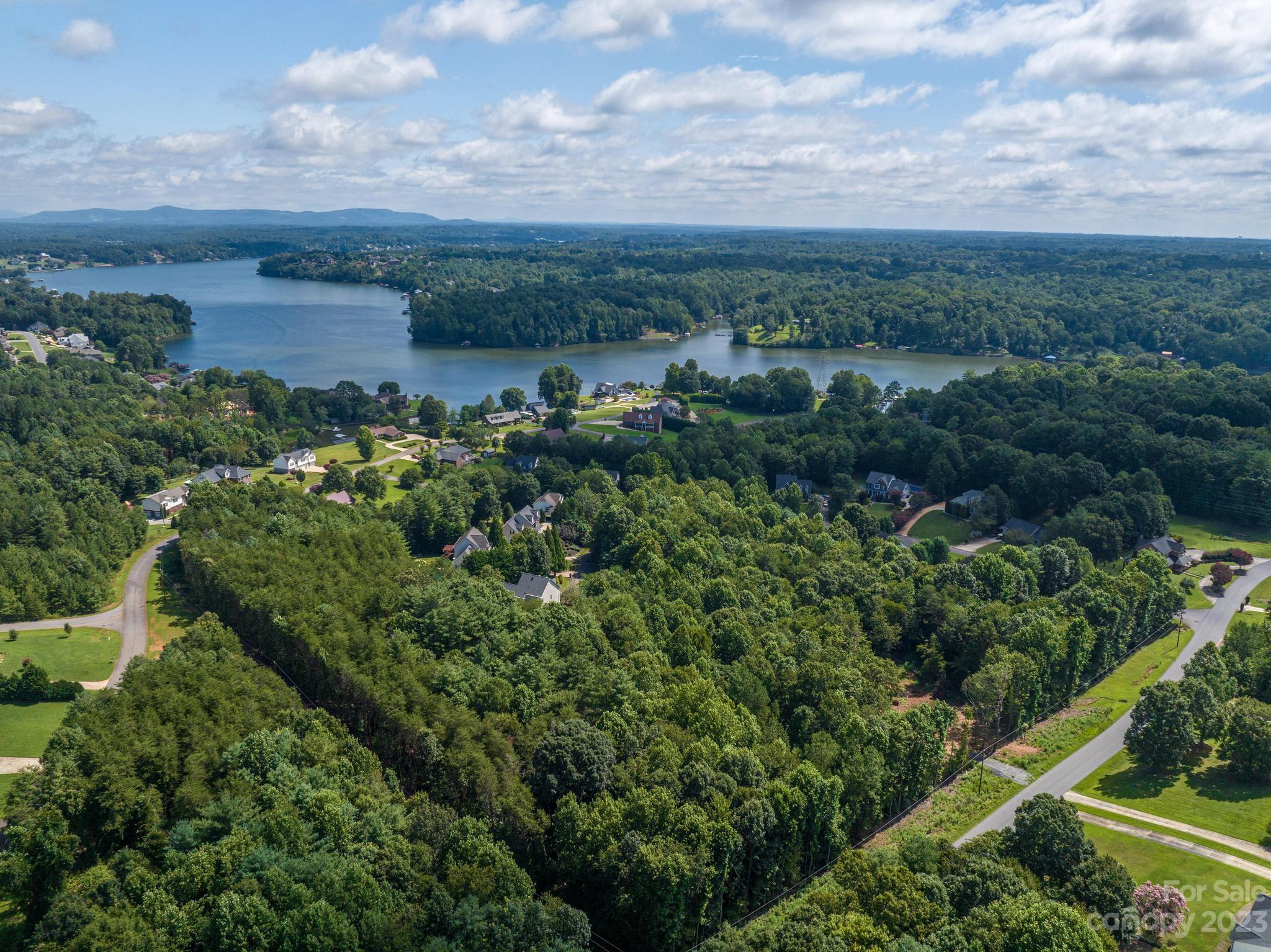 Northlake Estates - Land