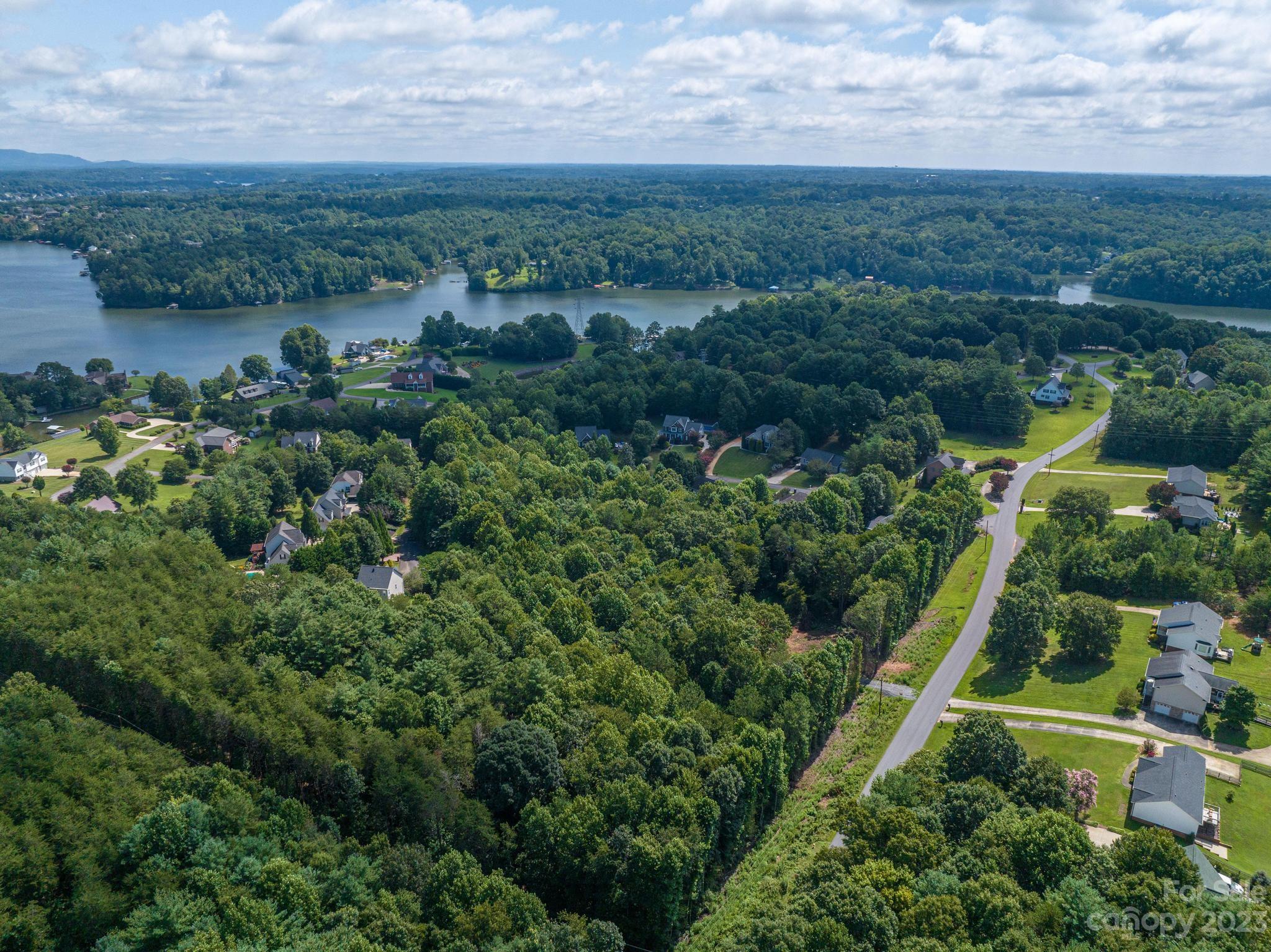 Northlake Estates - Land
