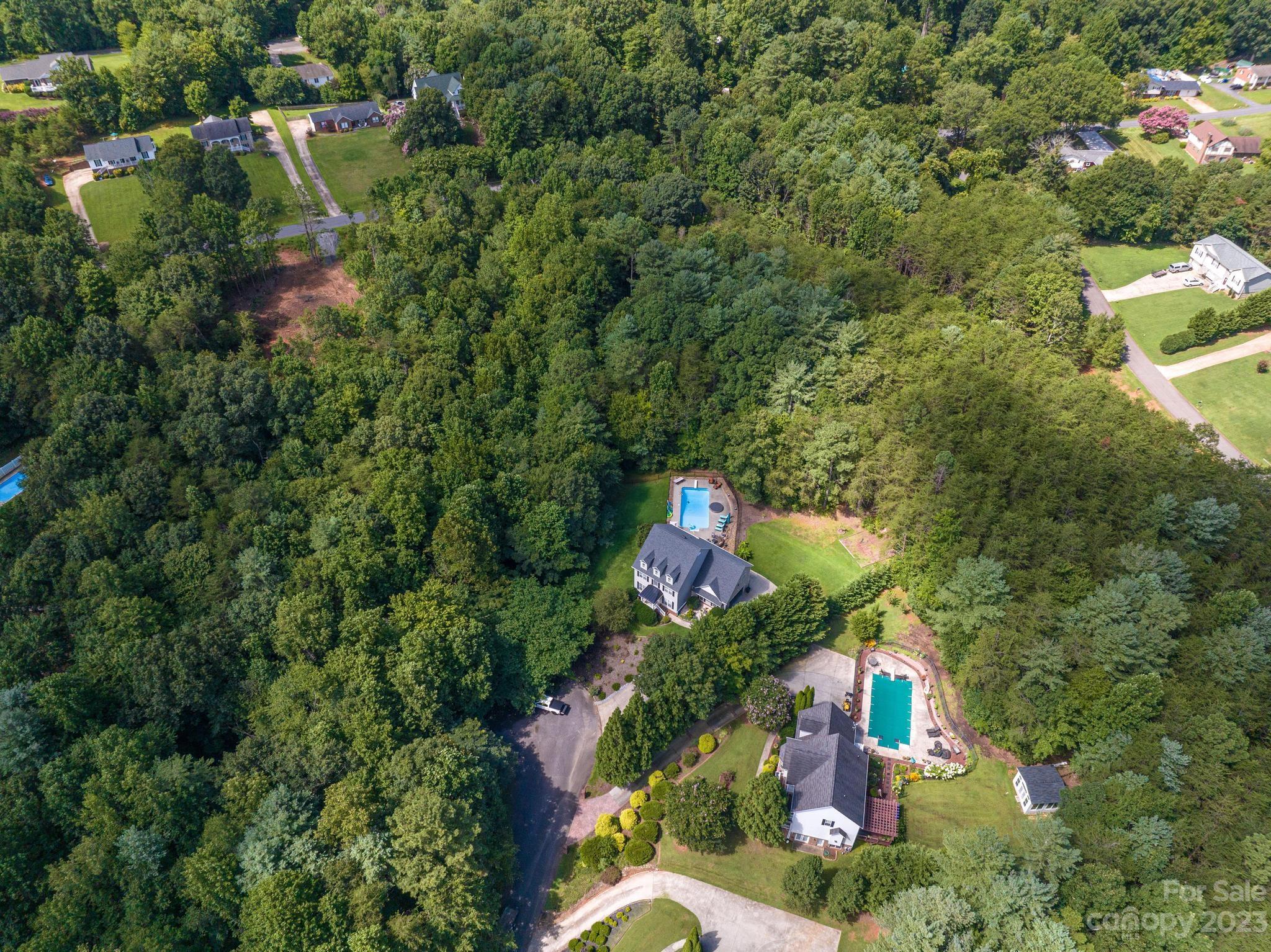 Northlake Estates - Land