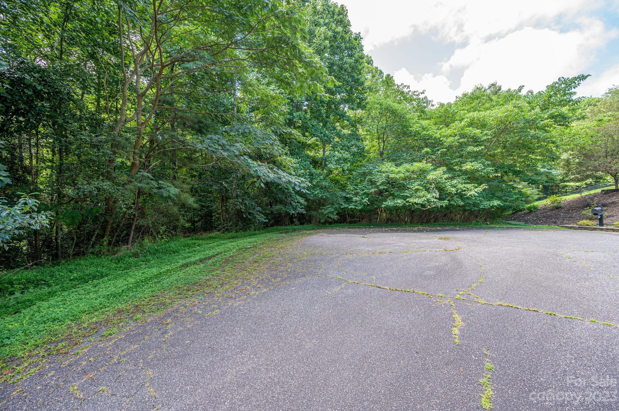 Northlake Estates - Land
