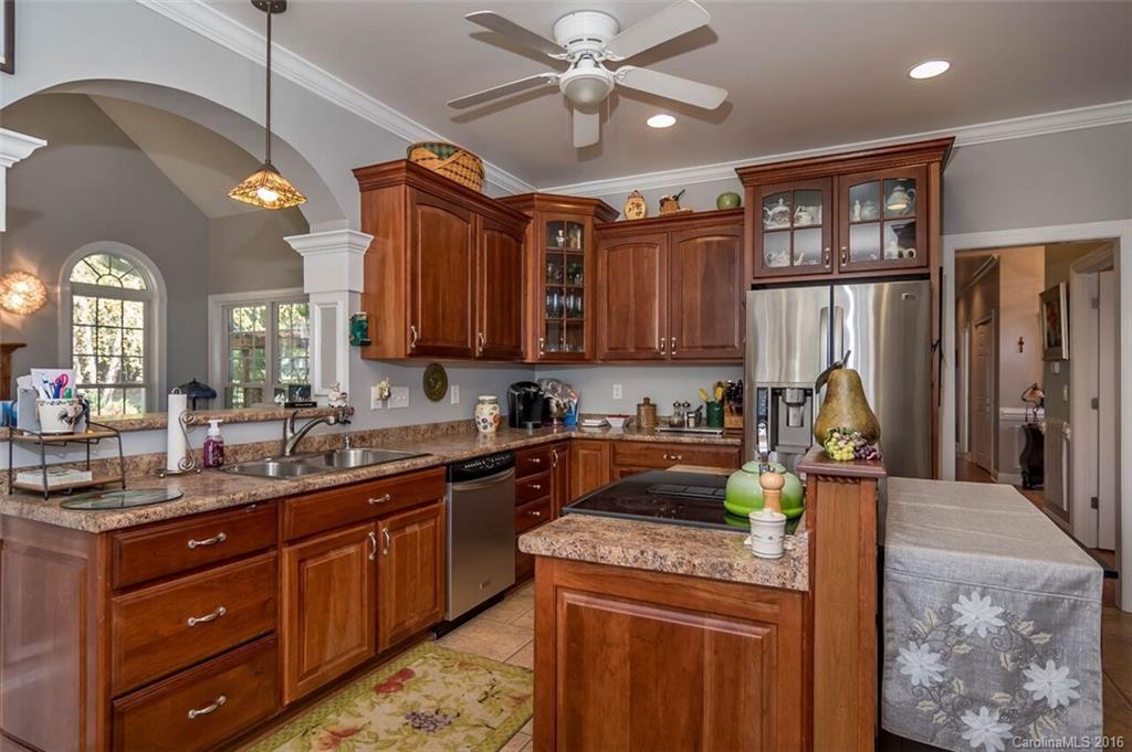 The Lakes At Derby Downs - Residential