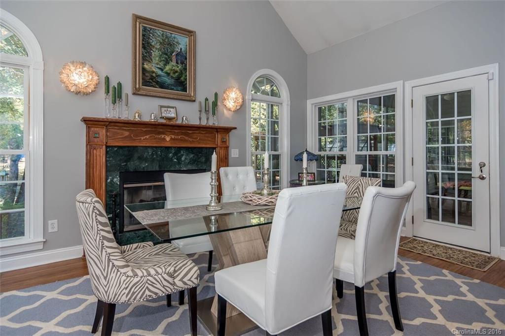 The Lakes At Derby Downs - Residential