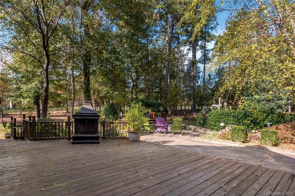 The Lakes At Derby Downs - Residential