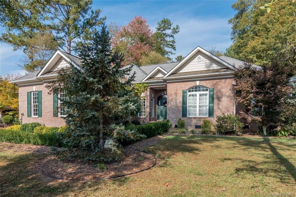 The Lakes At Derby Downs - Residential