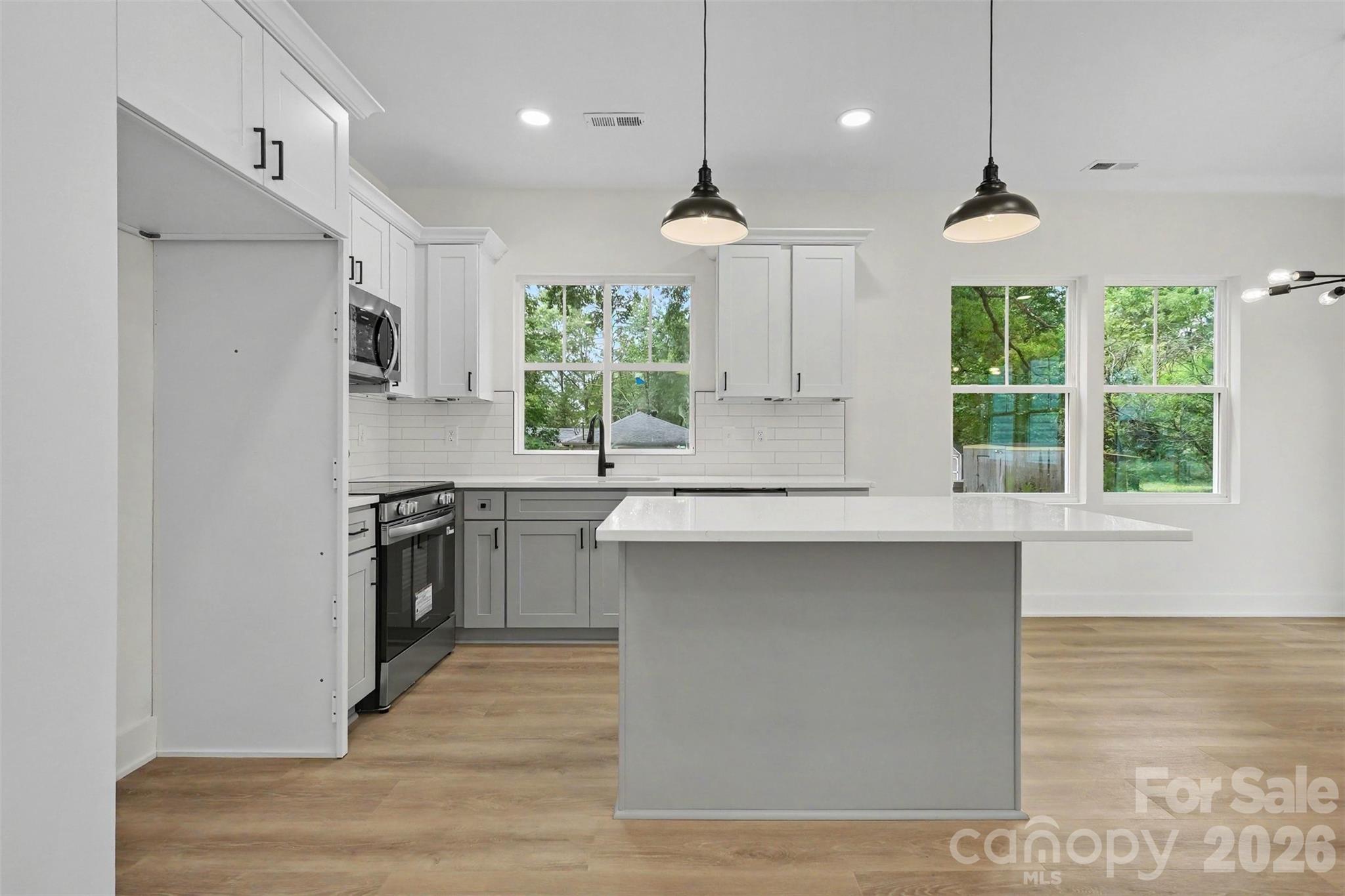 208 W Todd Lane A & B