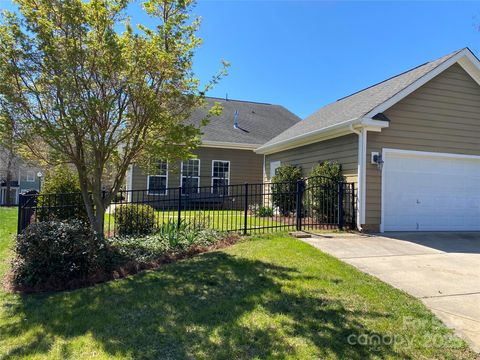 353 Montibello Drive Mooresville NC 28117