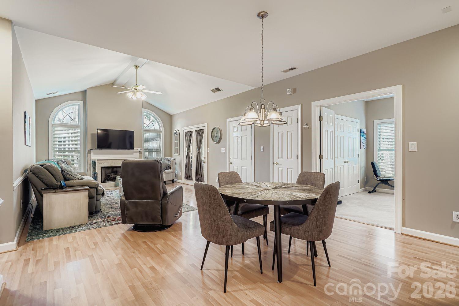 8406 Highland Glen Drive