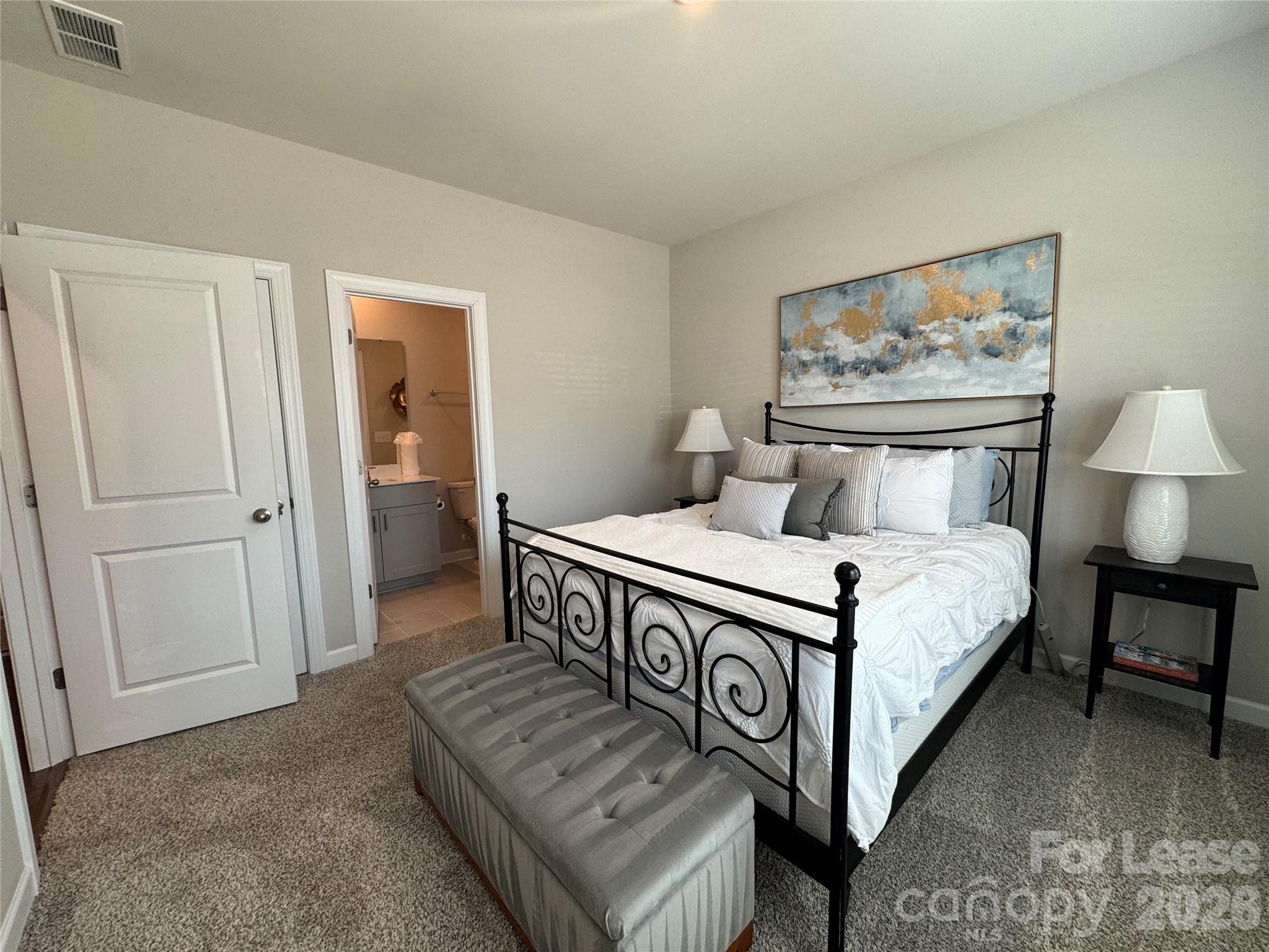 3738 Memorial Parkway