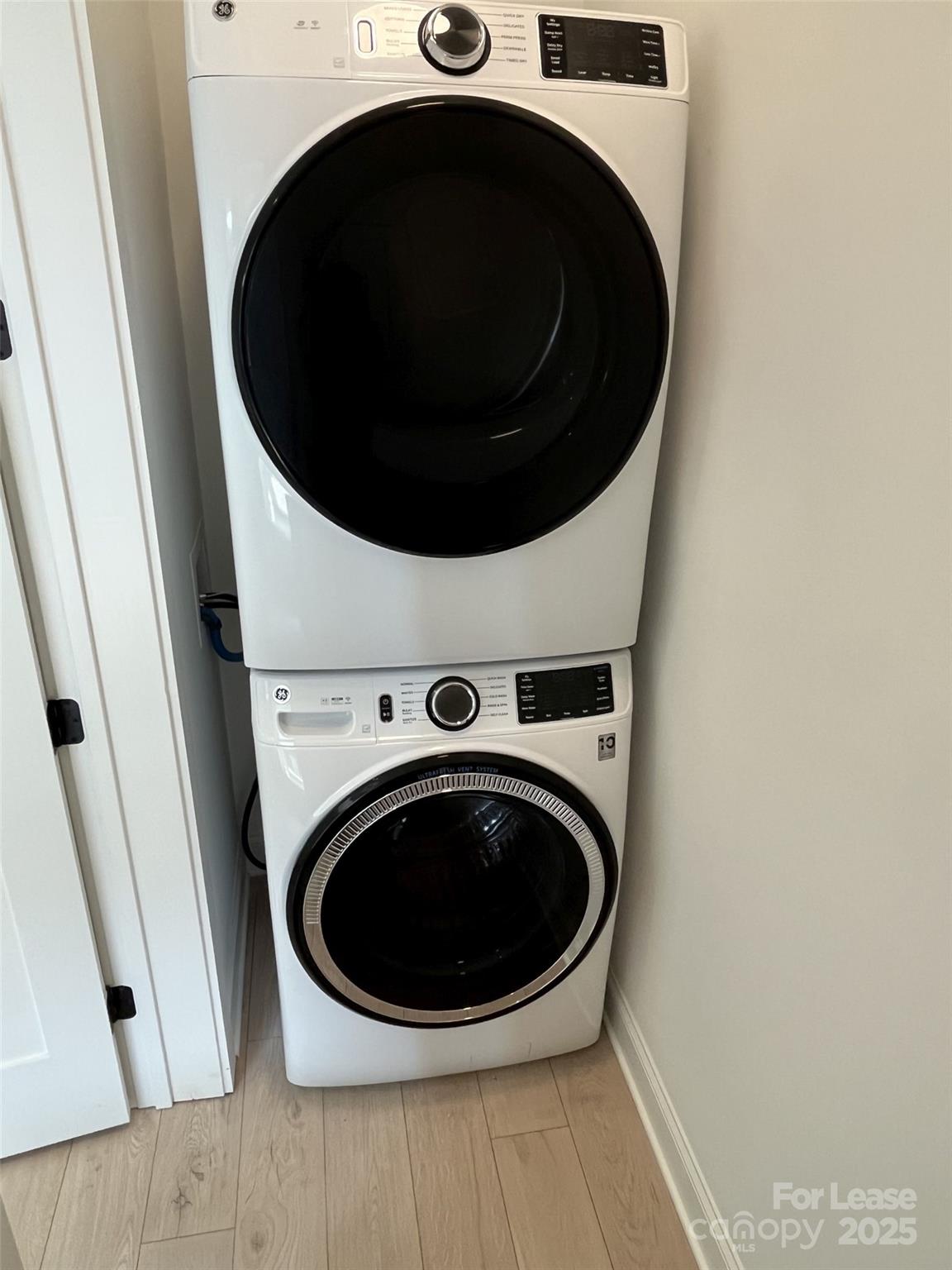 Cornelius Village Condos - Residential Lease