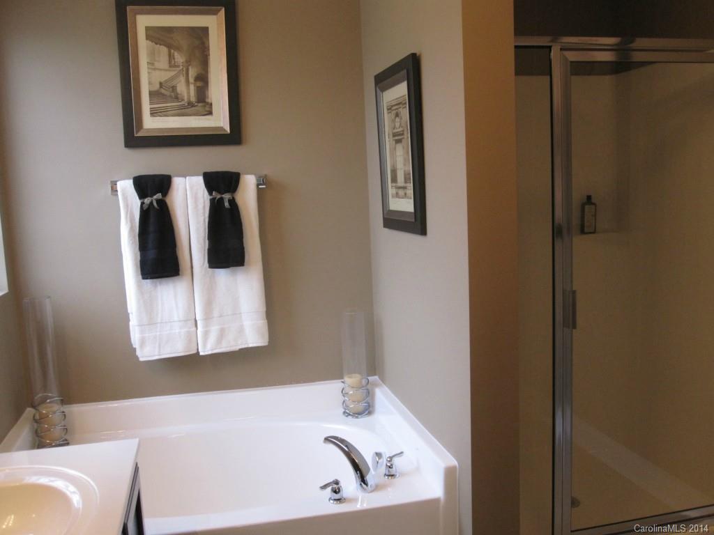 Lakebridge - Residential