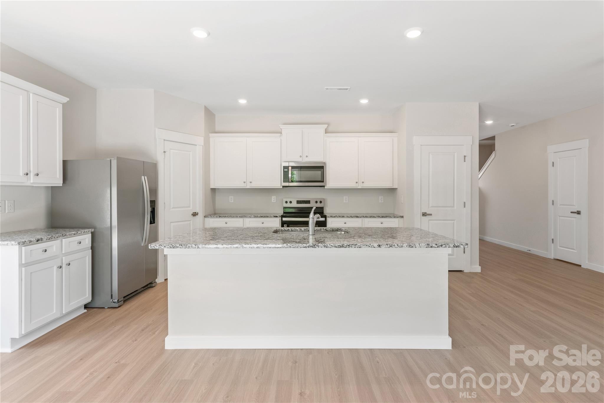 Knights Bridge - Residential