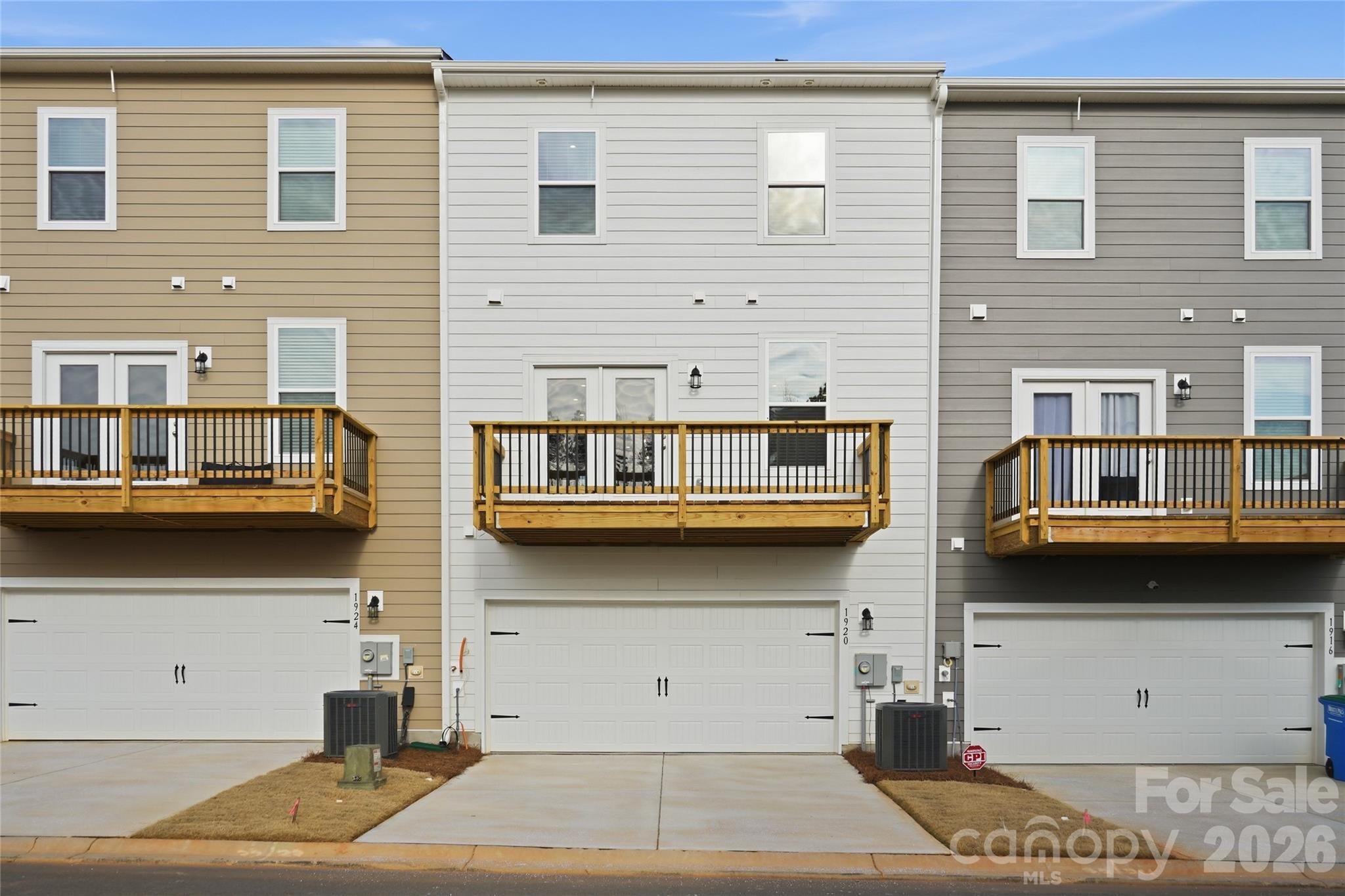 1410 Towns Valley