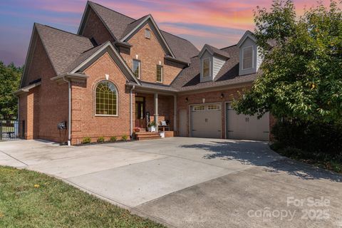 6075 Willow Farm Drive Denver NC 28037