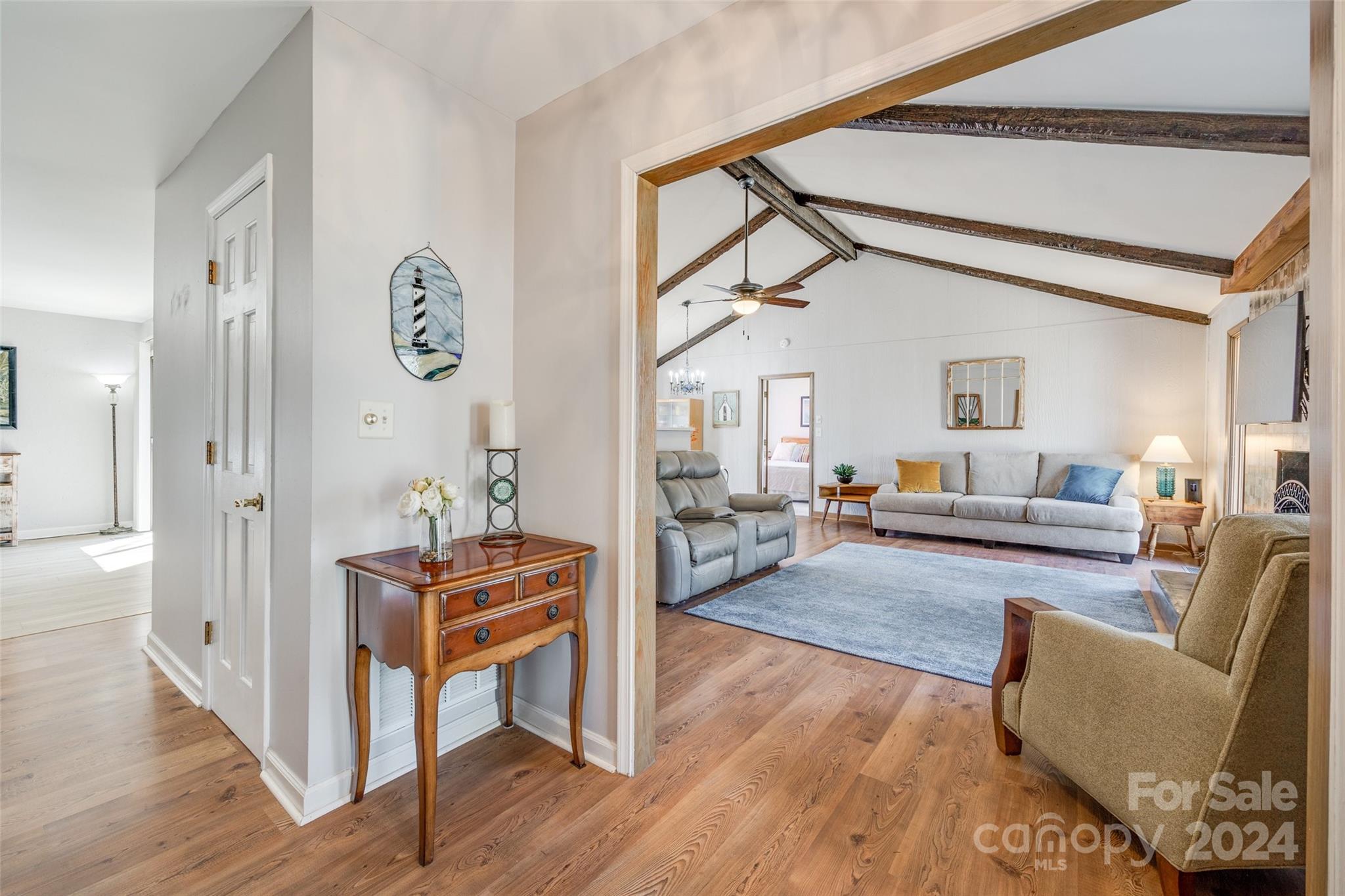 Tega Cay - Residential