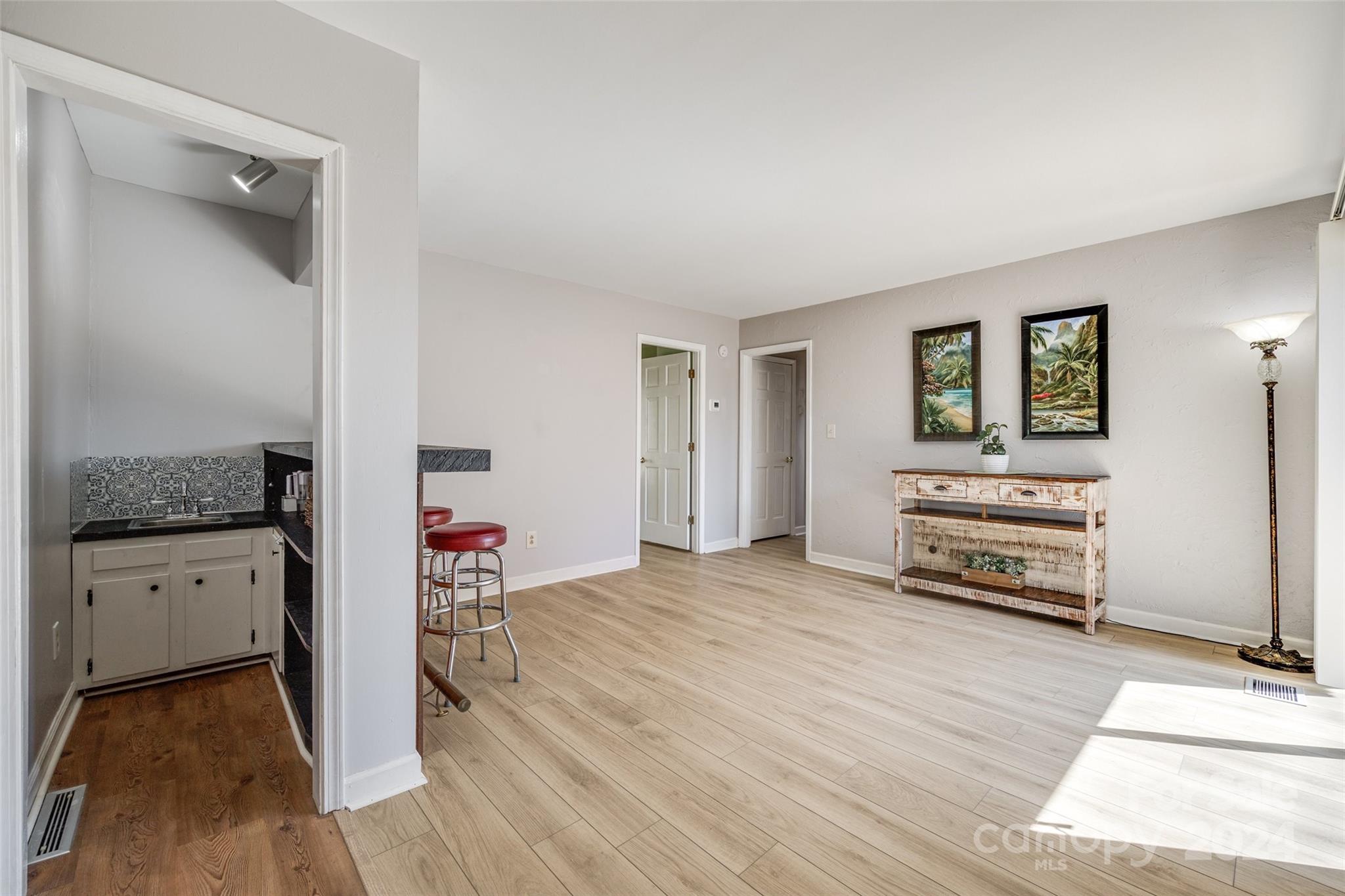 Tega Cay - Residential