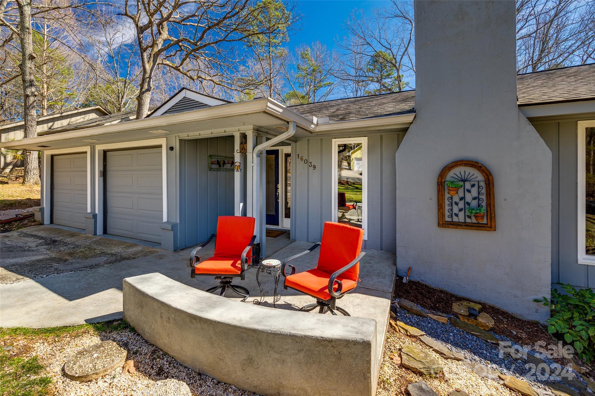 Tega Cay - Residential