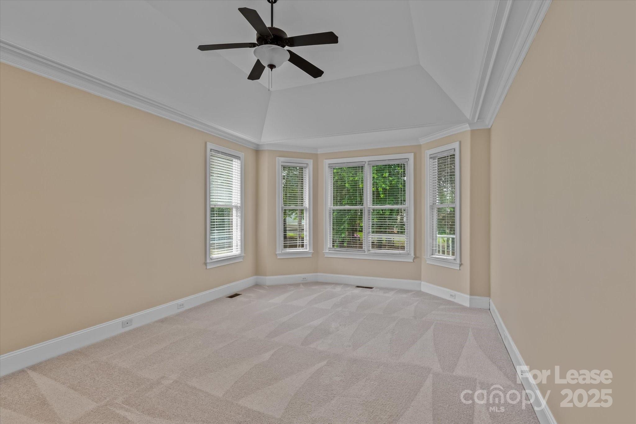 Paramount Shores - Residential Lease