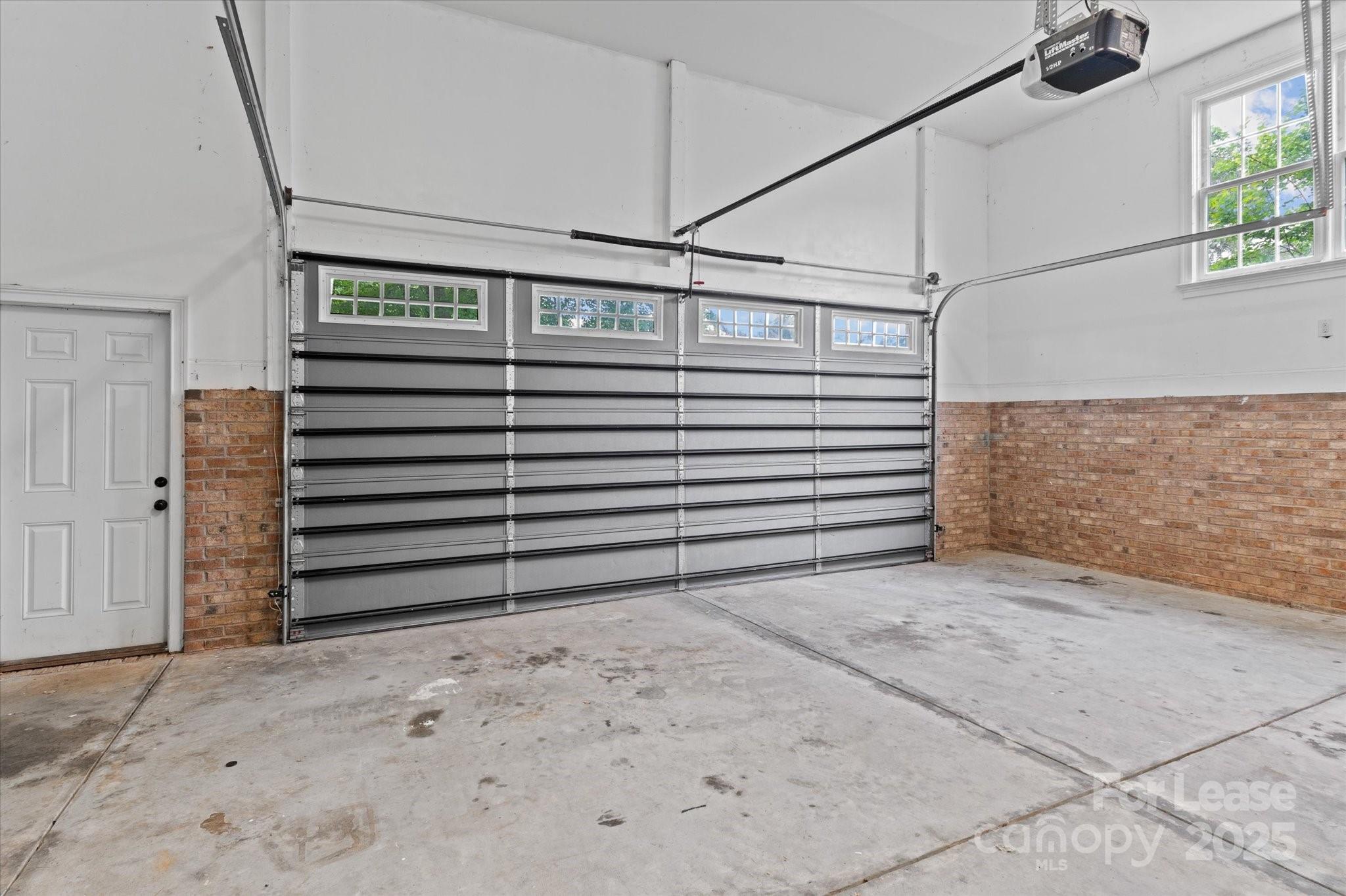 Paramount Shores - Residential Lease