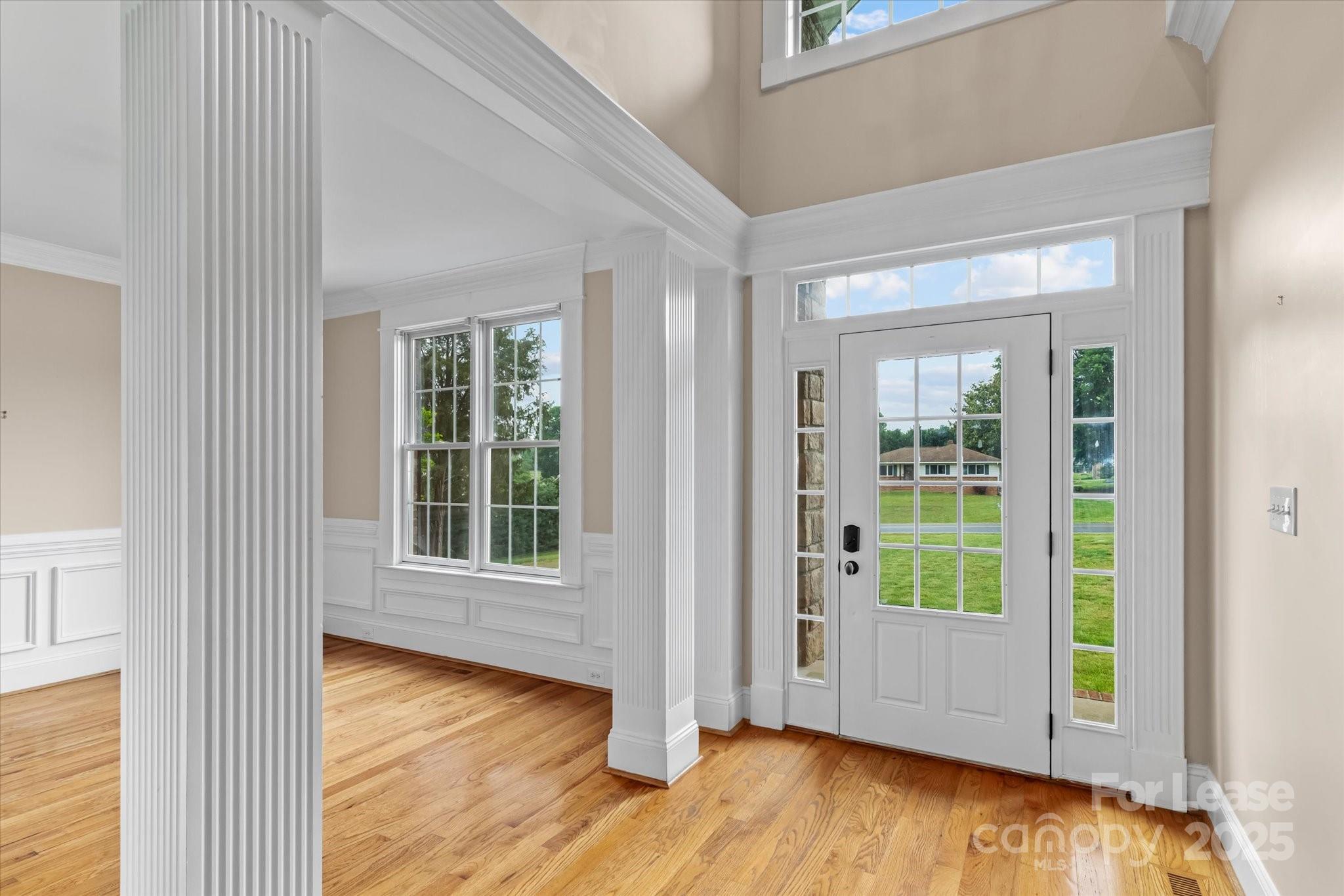 Paramount Shores - Residential Lease