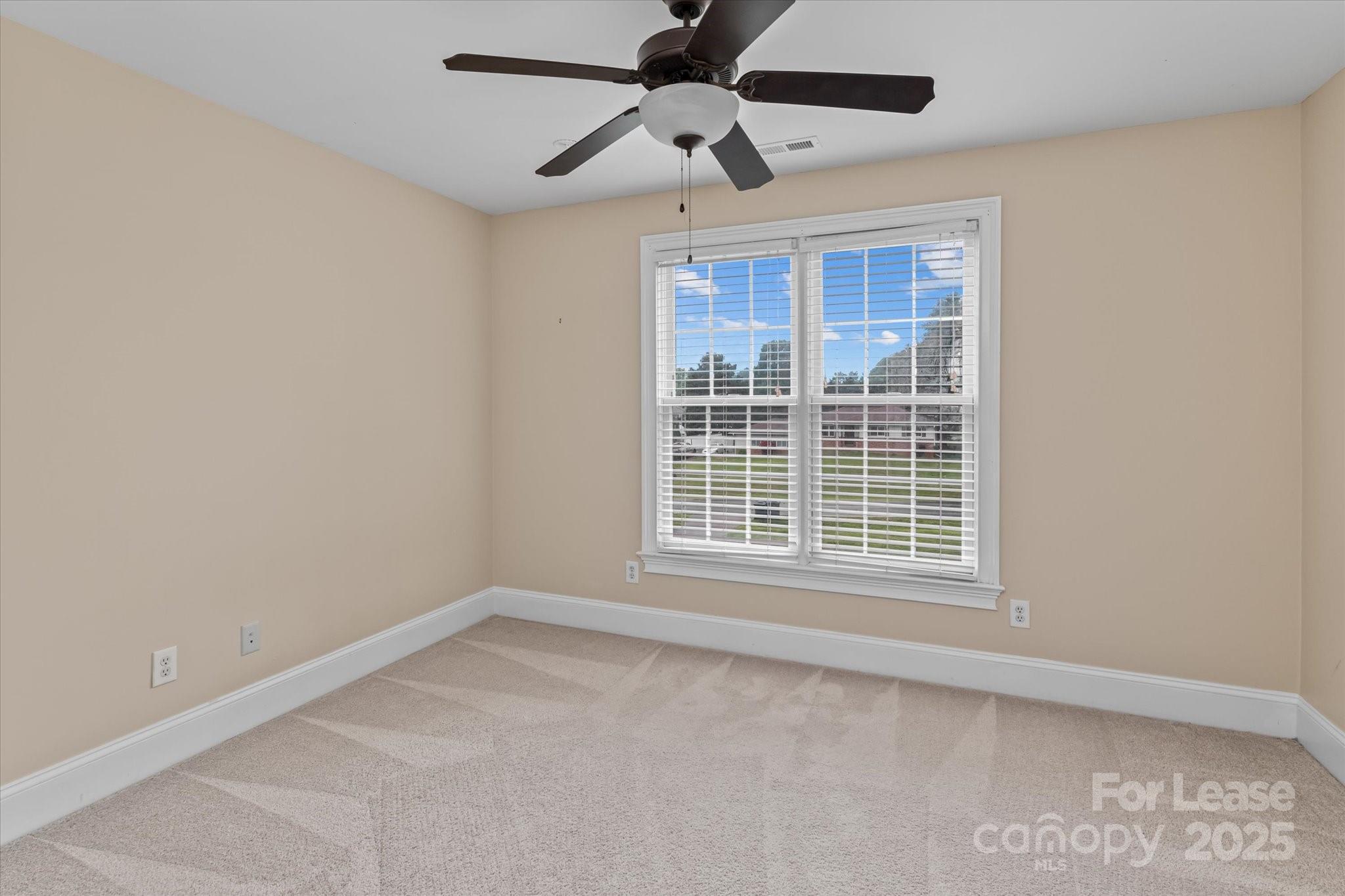 Paramount Shores - Residential Lease