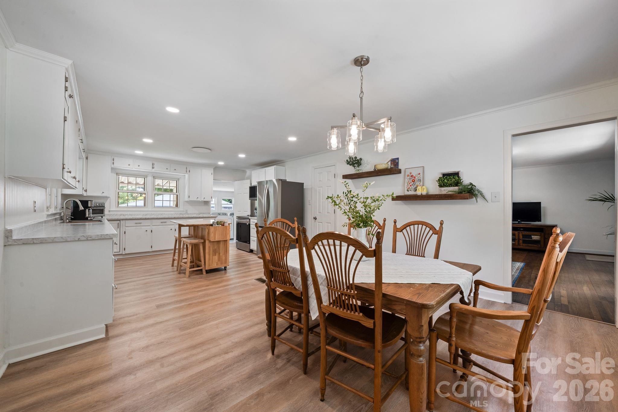 753 Carpenter Avenue