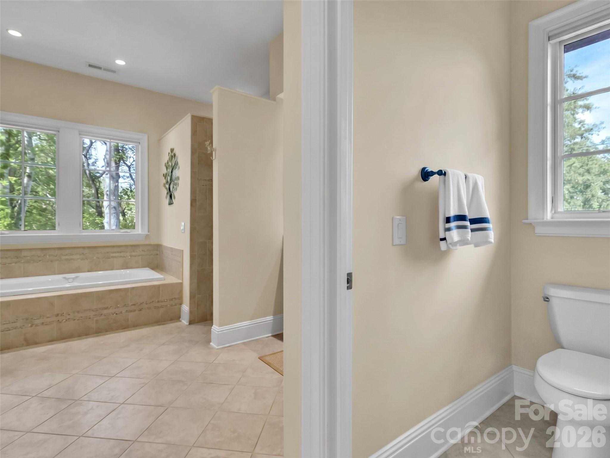 Laurel Ridge Country Club - Residential