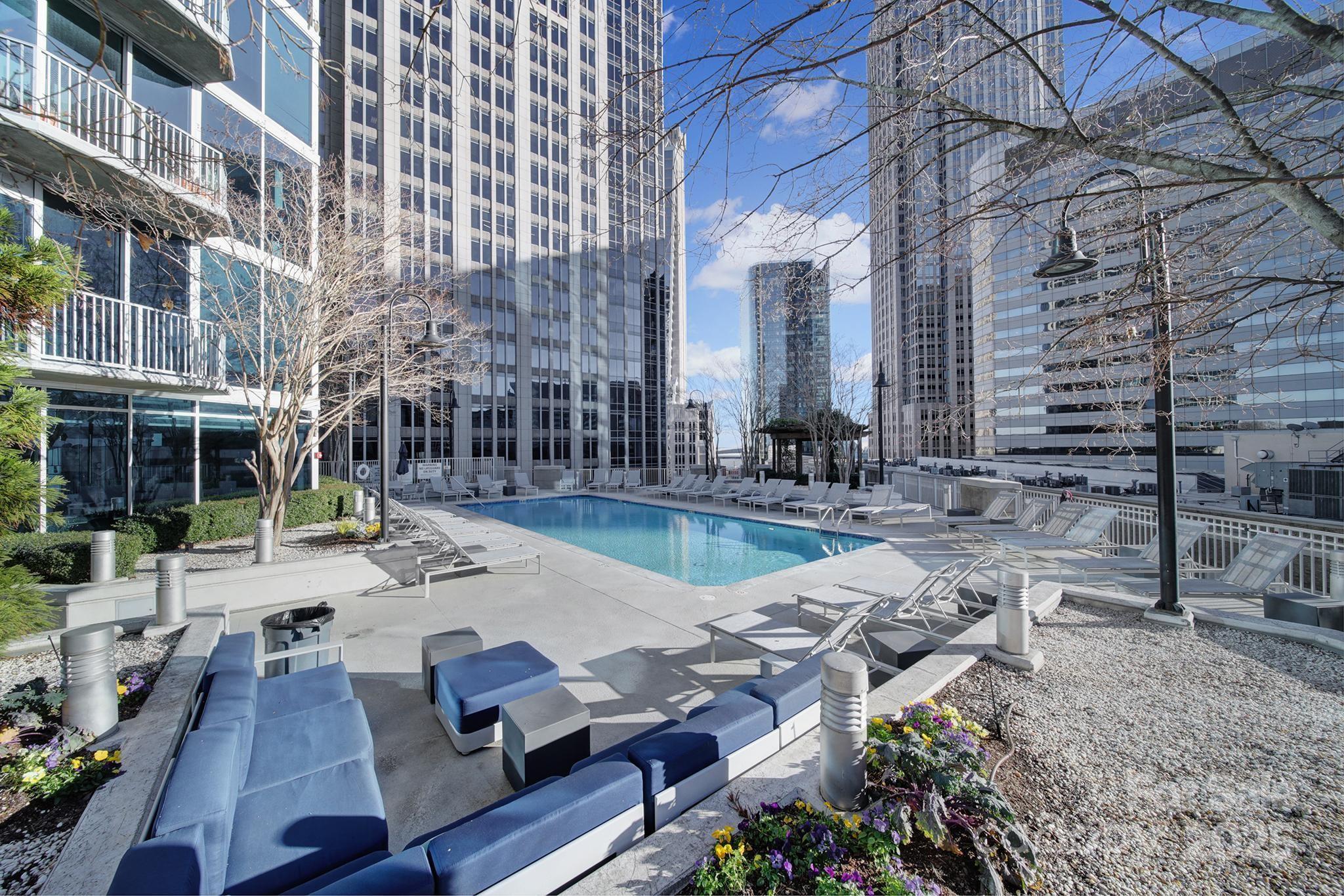 Avenue Condominiums - Residential