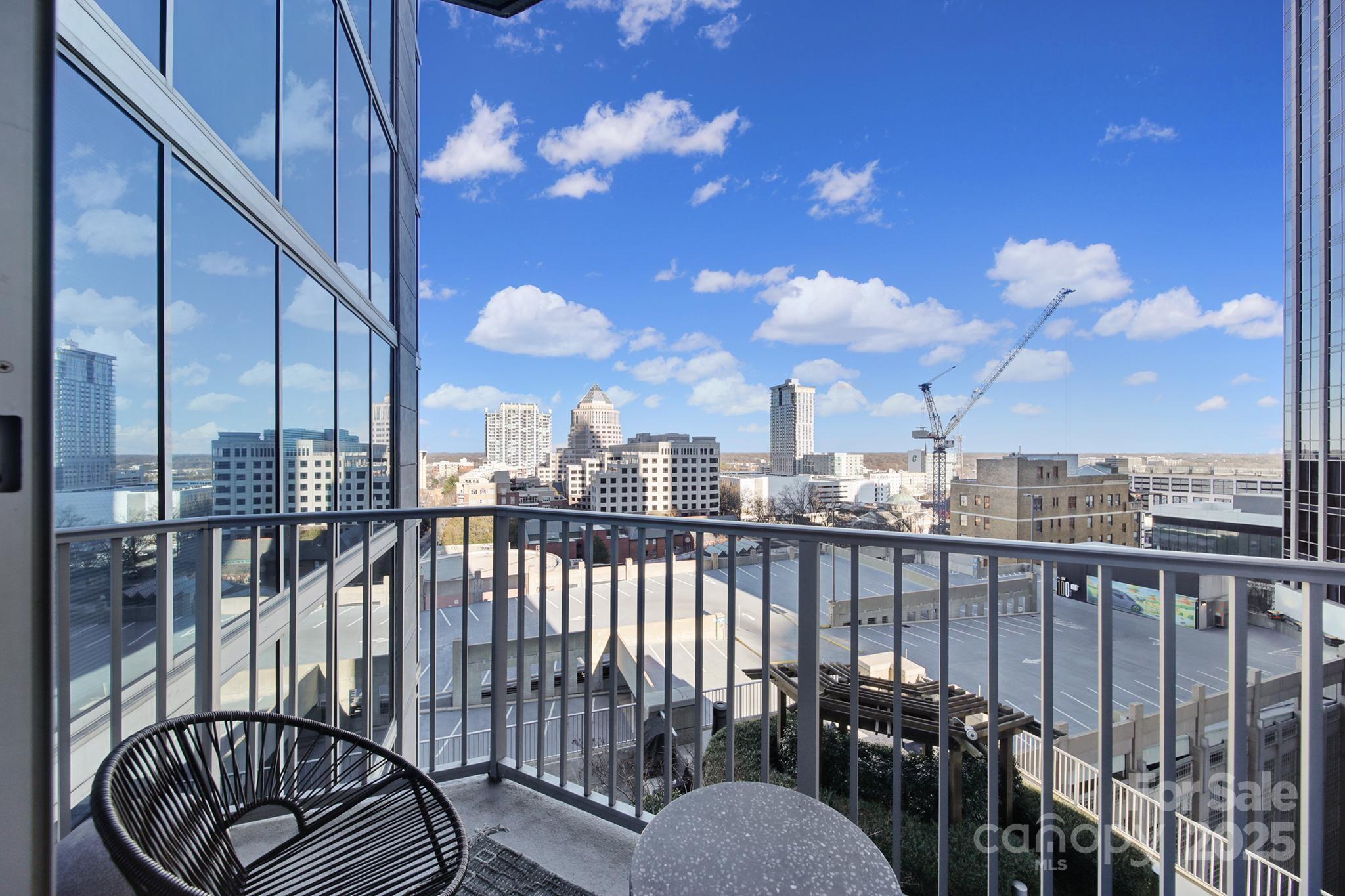 Avenue Condominiums - Residential