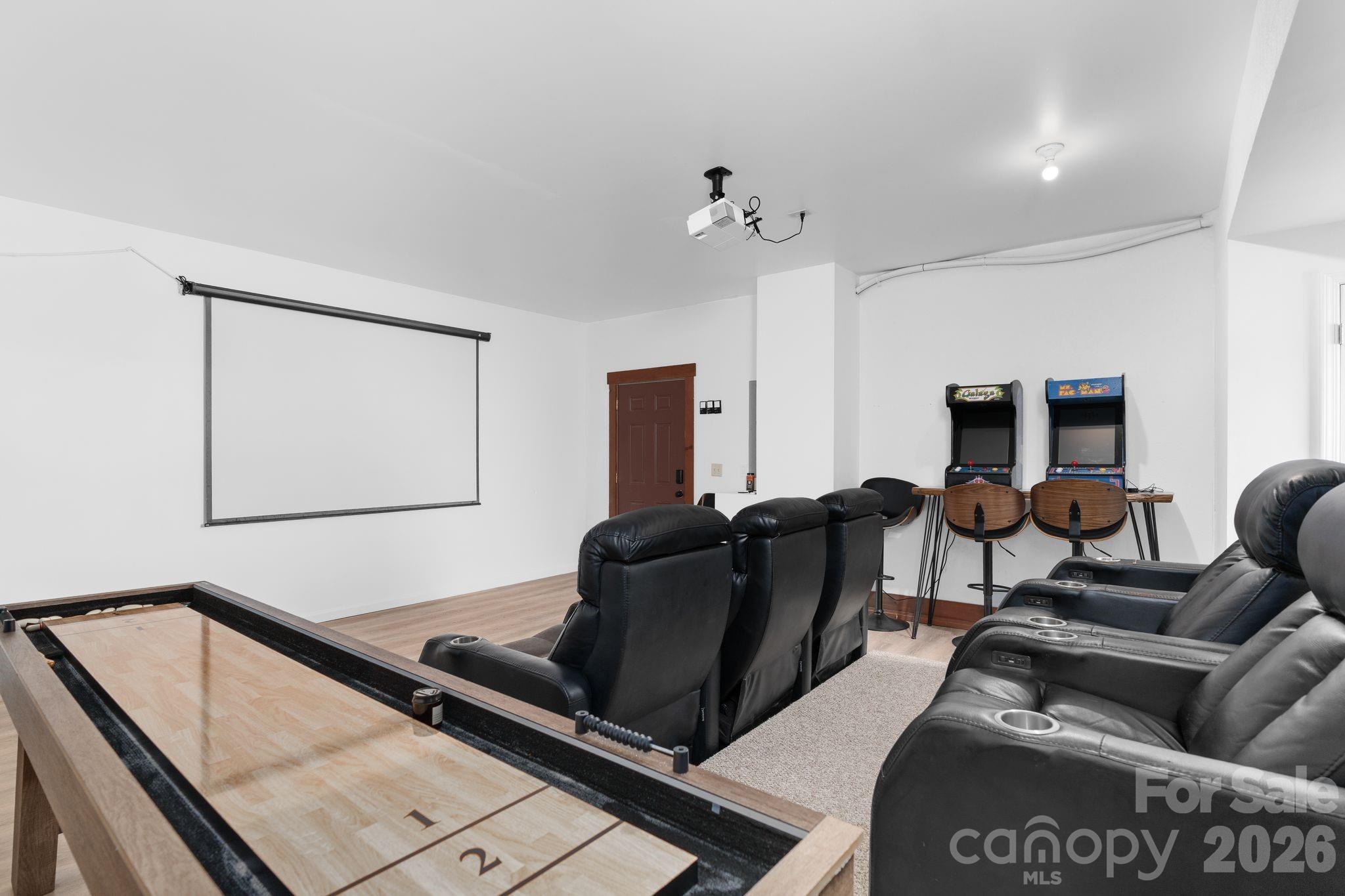 Laurel Ridge - Residential