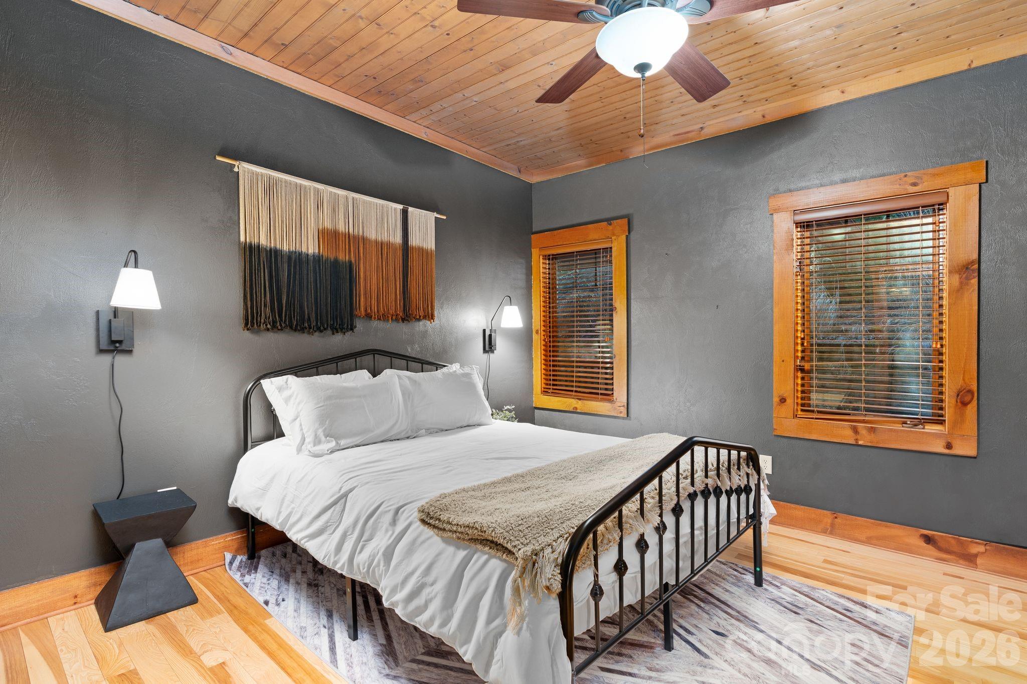 Laurel Ridge - Residential