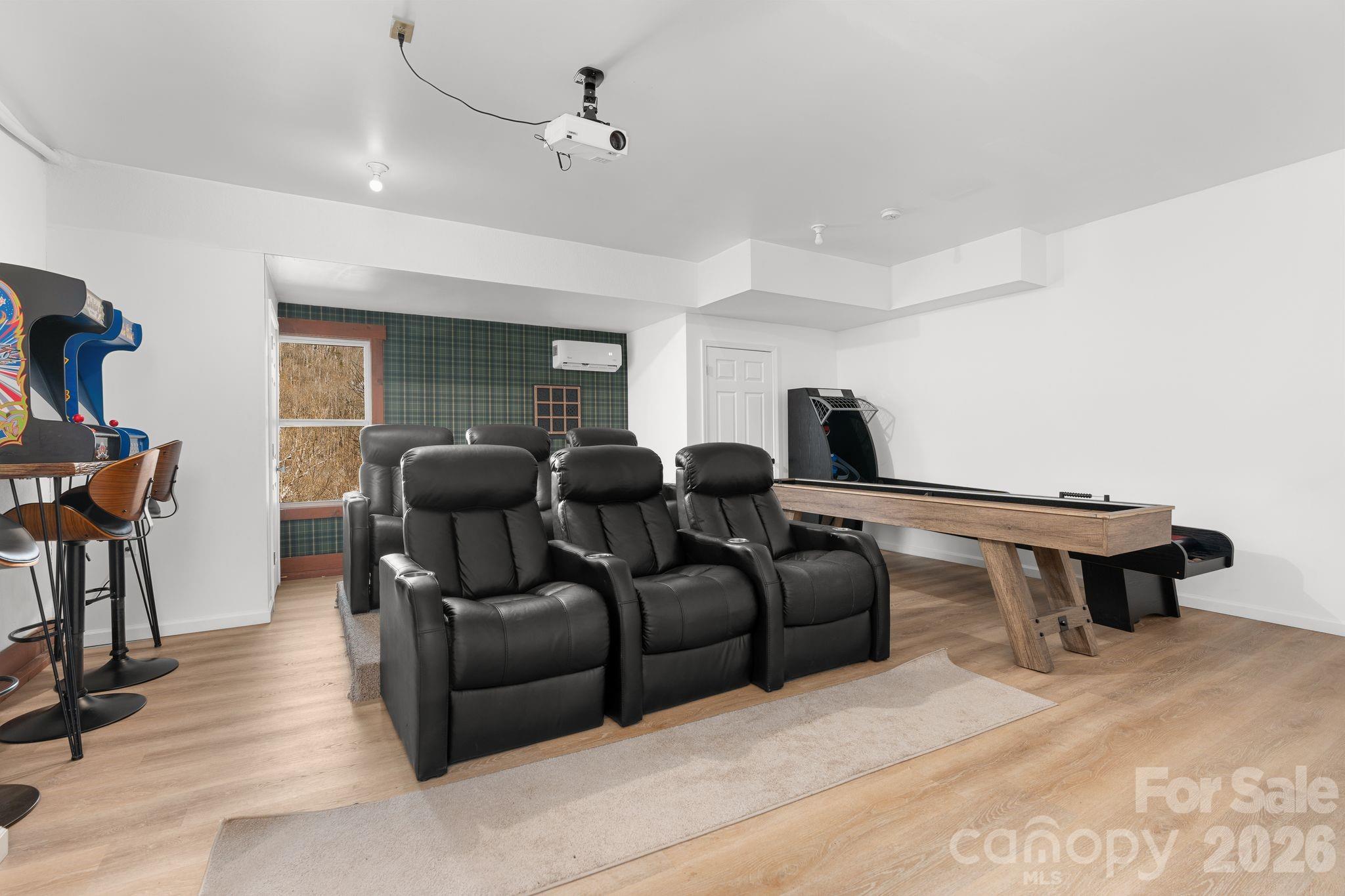 Laurel Ridge - Residential