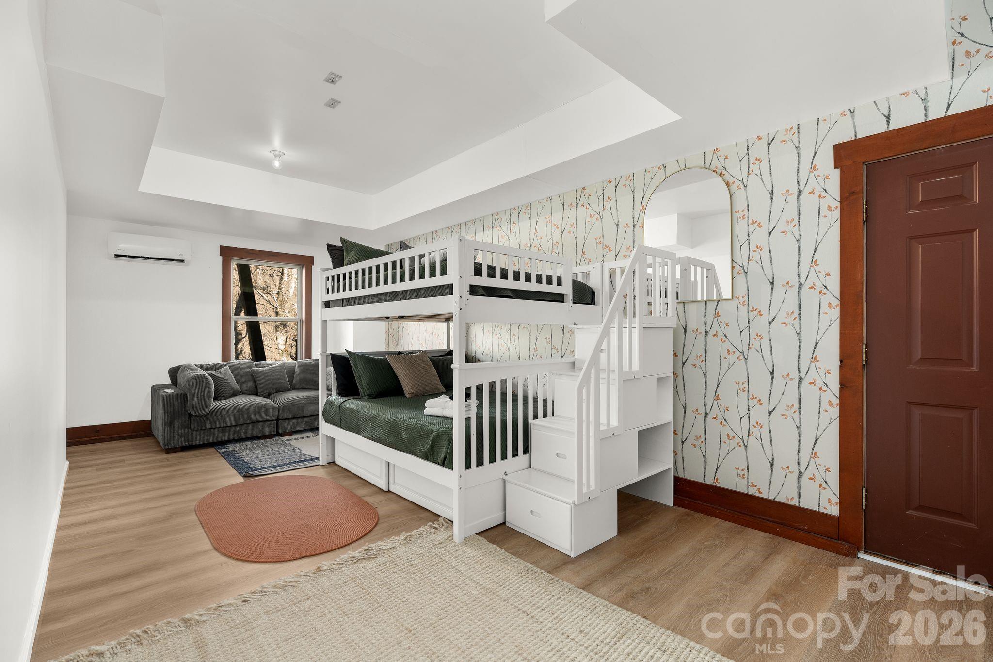 Laurel Ridge - Residential