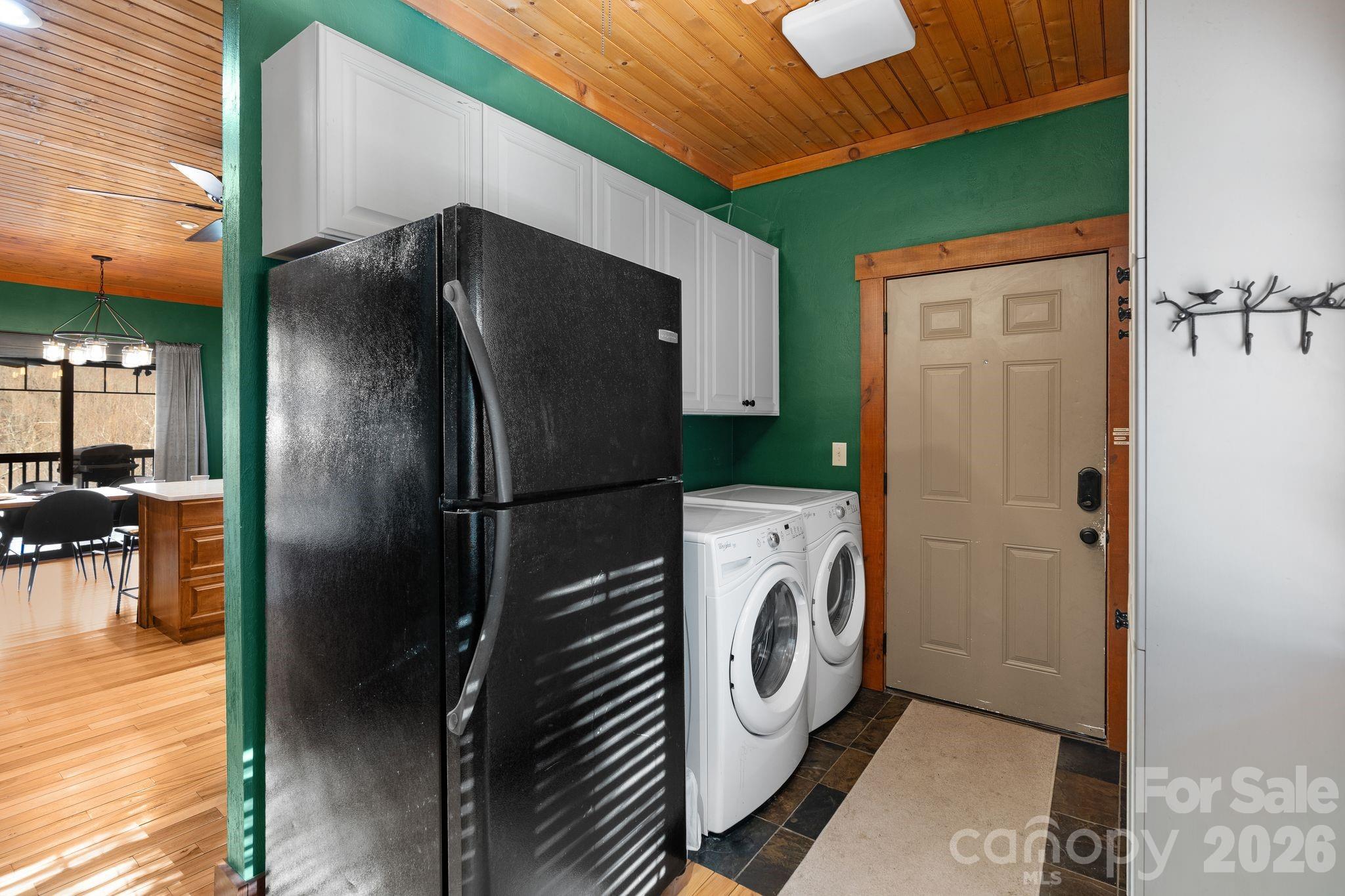 Laurel Ridge - Residential