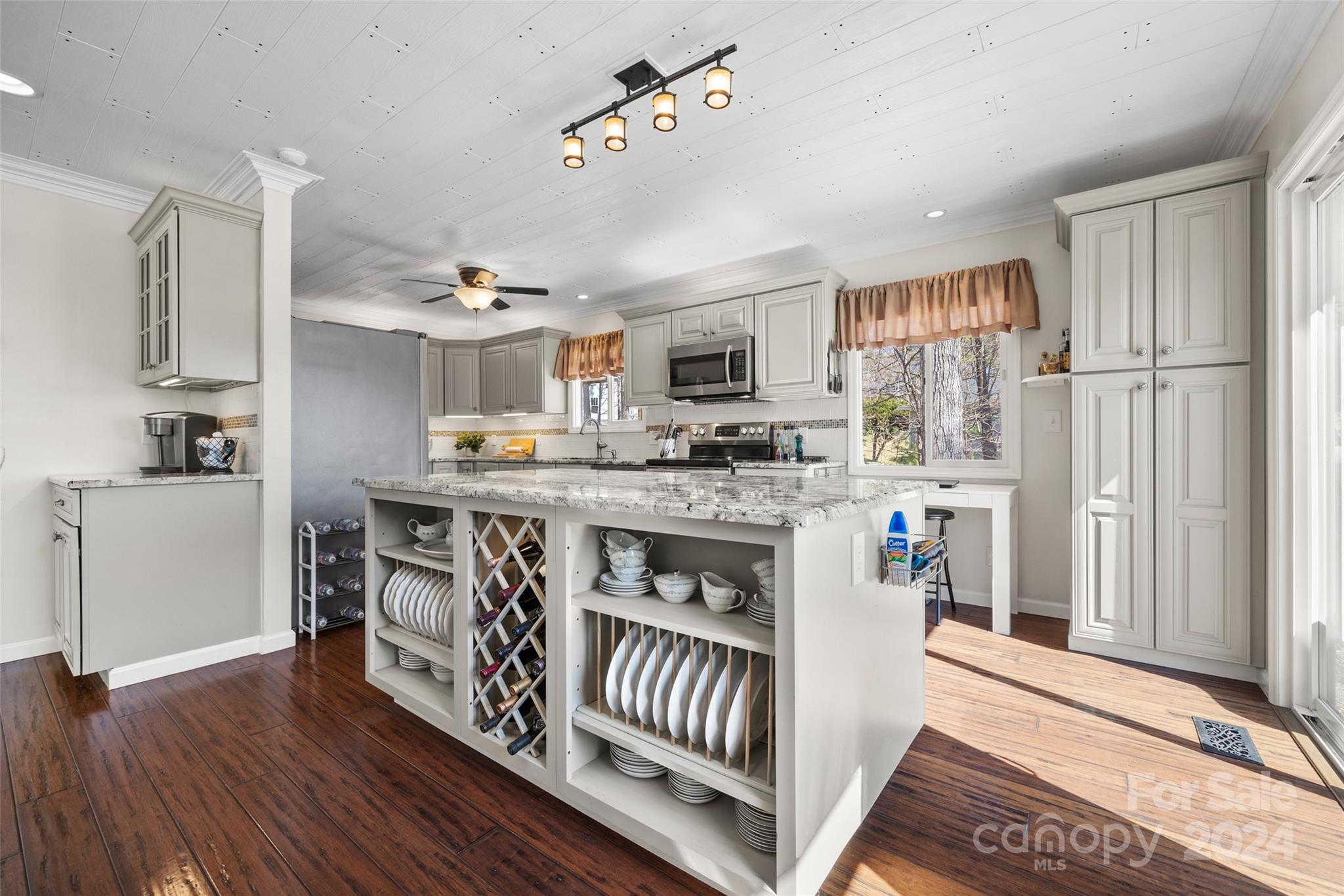 Tega Cay - Residential