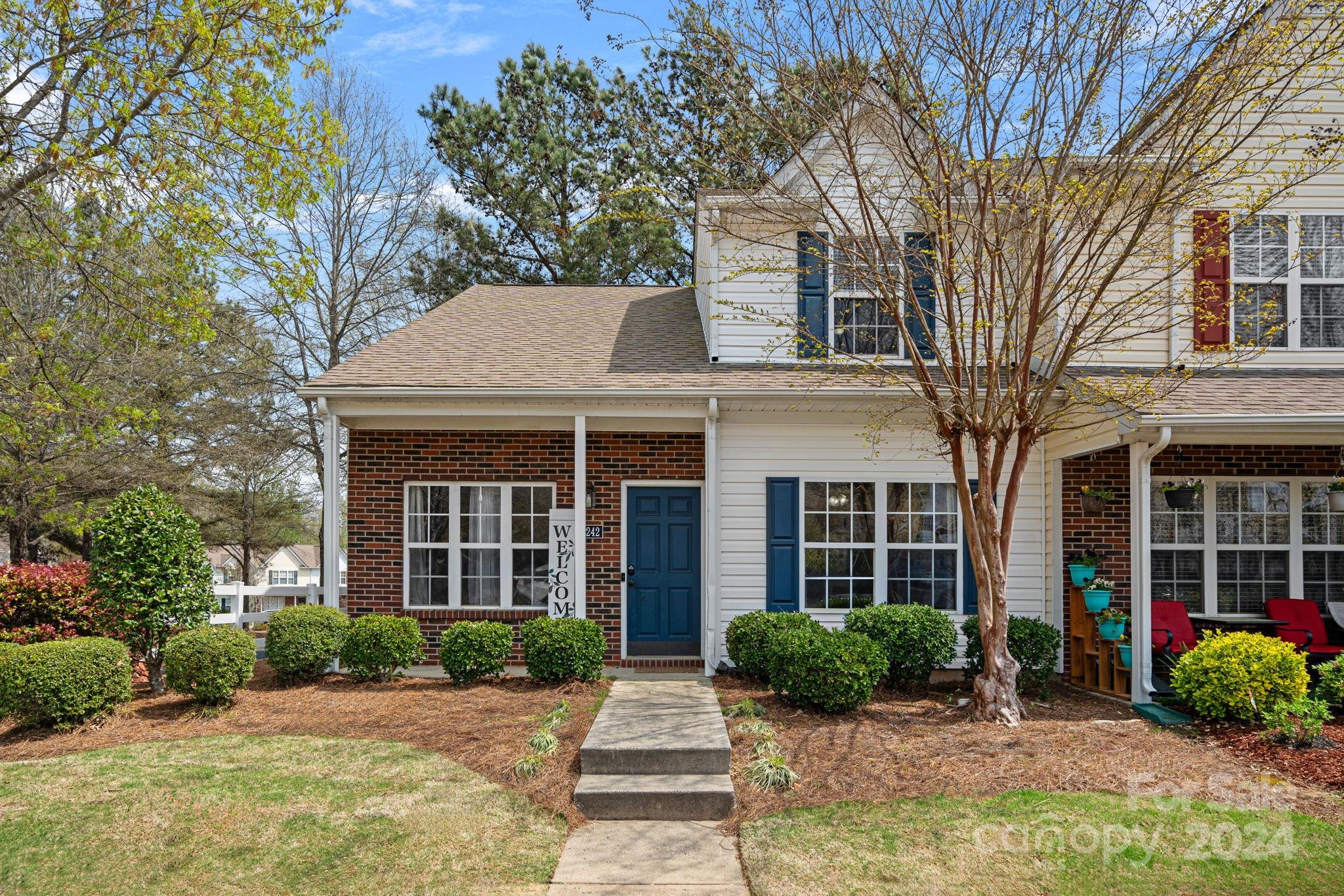 Windsor Trace - Residential