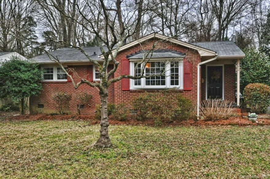 Great opportunity/ great location!  Very nice brick ranch home w plenty of living space &  well cared for! Wood floors, lg bay window in LR makes it light & bright. Eat-in Kitchen w black appliances, double sinks, spacious white cabinets.  Mud room off kitchen & separate laundry rm. Separate DR.  X-Large Family Rm w fireplace , leads to screened porch w view of backyard. Tile Bathroom w updated vanity. Carport, long driveway & storage shed.  Close to transportation(Lynx!), shopping, restaurants.