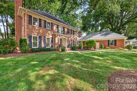 Photo of 2349 Thetford Court, Charlotte, NC 28211 (MLS # 4413043)