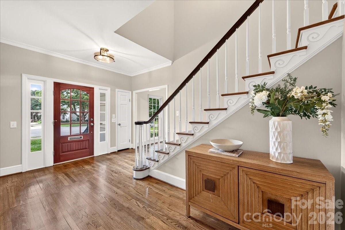 2349 Thetford Court