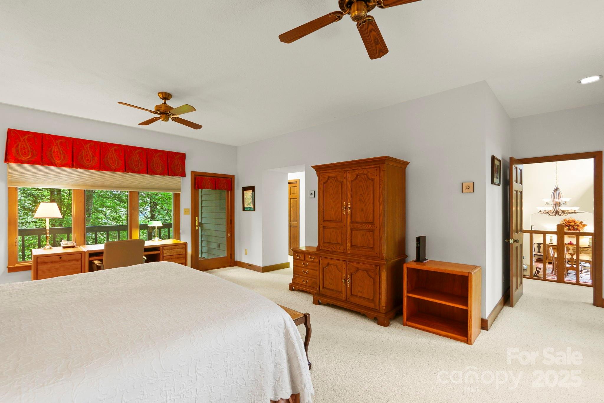 Boone, North Carolina 28607, United States, 3 Bedrooms Bedrooms, ,4 BathroomsBathrooms,Residential,Under Contract,191530