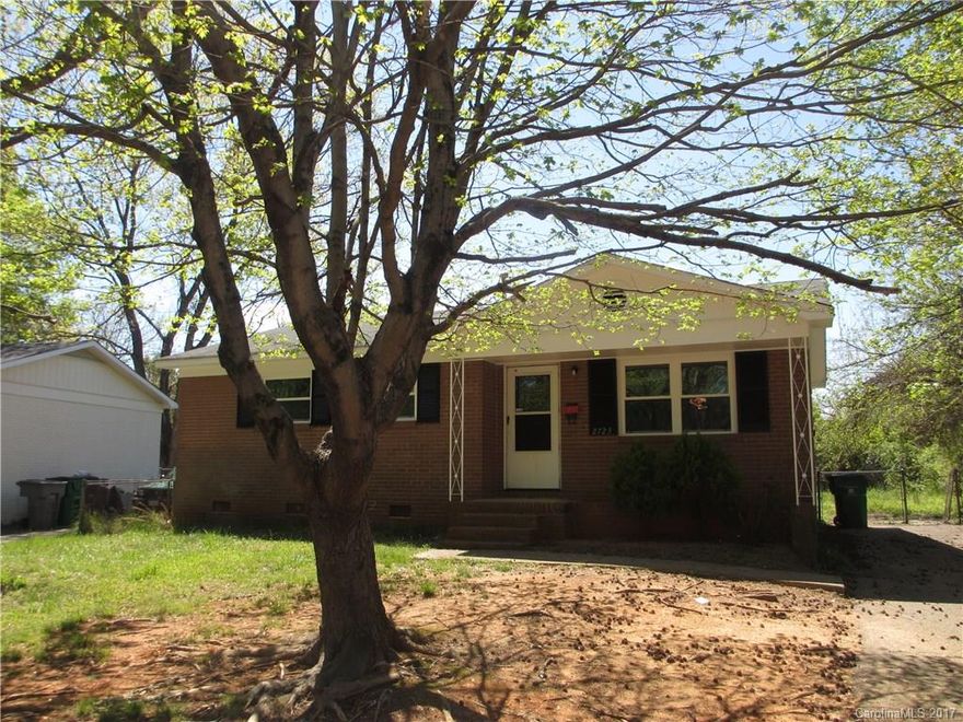Welcome home to this cozy three bedroom, one bath brick house with easy access to I-85! This home features easy-clean hardwood floors, convenient washer/dryer connections, bright bedrooms, an eat-in-kitchen, a shady front porch and a generous back yard. You’ll enjoy the convenience to most major areas of interest in Charlotte including Uptown, University, the Charlotte-Douglas International Airport, and more via I-85 and I-77. This home will go fast!
