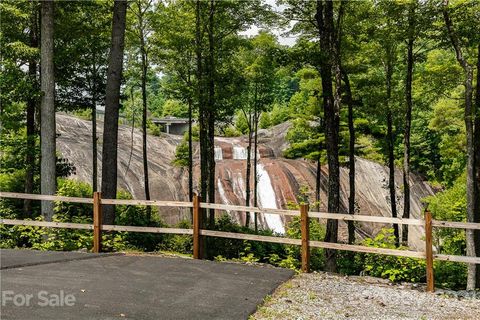 A home in Lake Toxaway