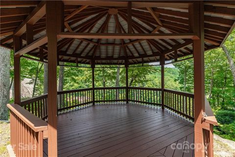 A home in Lake Toxaway