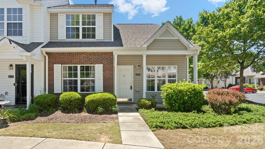 Don't miss this beautiful end unit located directly across from the community pool in Cole Creek. Ideally located within the award-winning Fort Mill School District, and close proximity to I-77. 
This home offers an open floorplan filled with abundant natural light. The main level offers a spacious primary suite with a full bathroom, living room with a vaulted ceiling, and a kitchen and dining area. The dining area opens to a private fenced in patio that is perfect for entertaining. Upstairs you will find an additional bedroom and full bathroom, along with a loft that can easily be converted to a 3rd bedroom or home office. 
Recent updates include fresh paint, new LVP flooring, and a newly installed oven range and dishwasher.